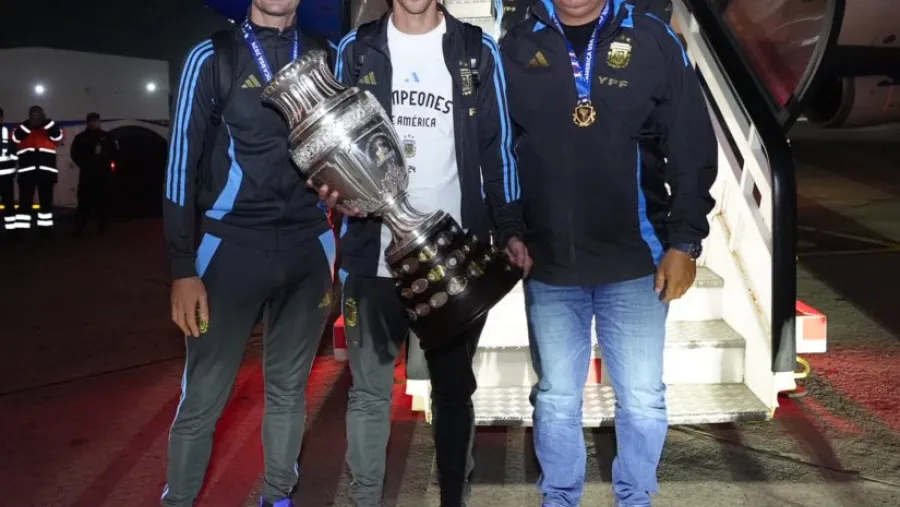 Scaloni, Tapia y Di María Scaloni, Tapia y Di María