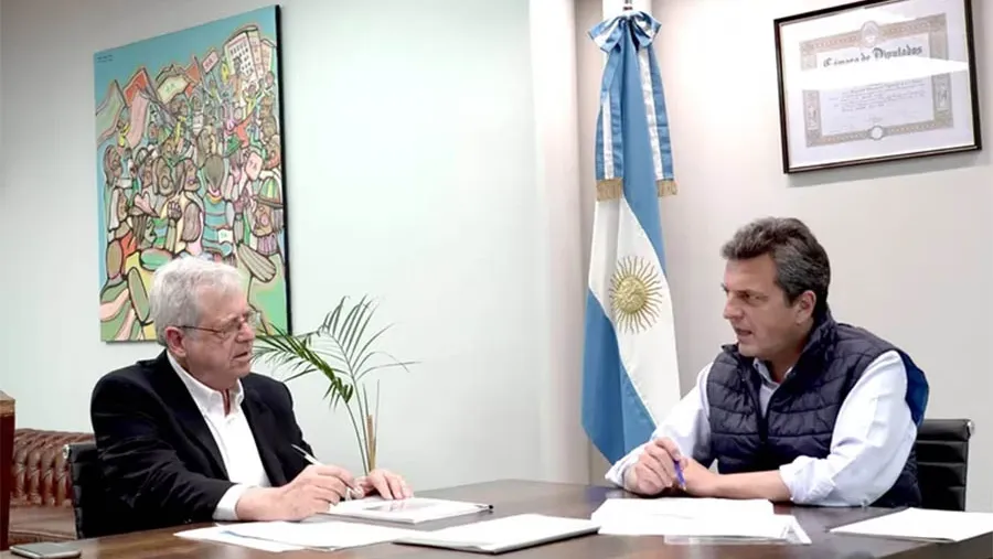 El equipo del Ministerio de Economía viaja a Washington para negociar un acuerdo con el FMI. El equipo del Ministerio de Economía viaja a Washington para negociar un acuerdo con el FMI.
