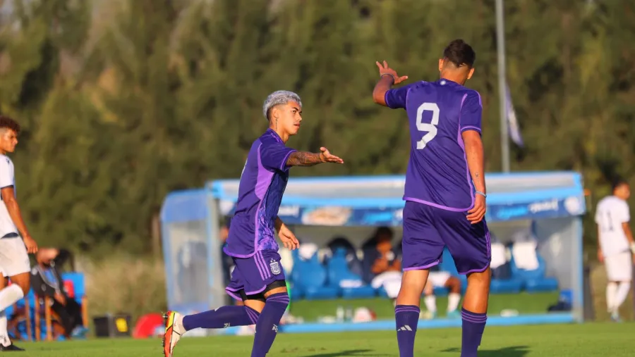 Rumbo al Mundial Sub 20, Argentina goleó a República Dominicana en un amistoso Rumbo al Mundial Sub 20, Argentina goleó a República Dominicana en un amistoso