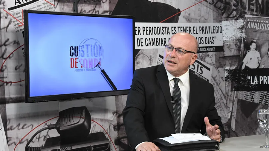 El juez de Garantías Gustavo Acosta denunció que los “organismos de control del lavado de dinero en Nogoyá no existen ni tampoco llegan”. El juez de Garantías Gustavo Acosta denunció que los “organismos de control del lavado de dinero en Nogoyá no existen ni tampoco llegan”.
