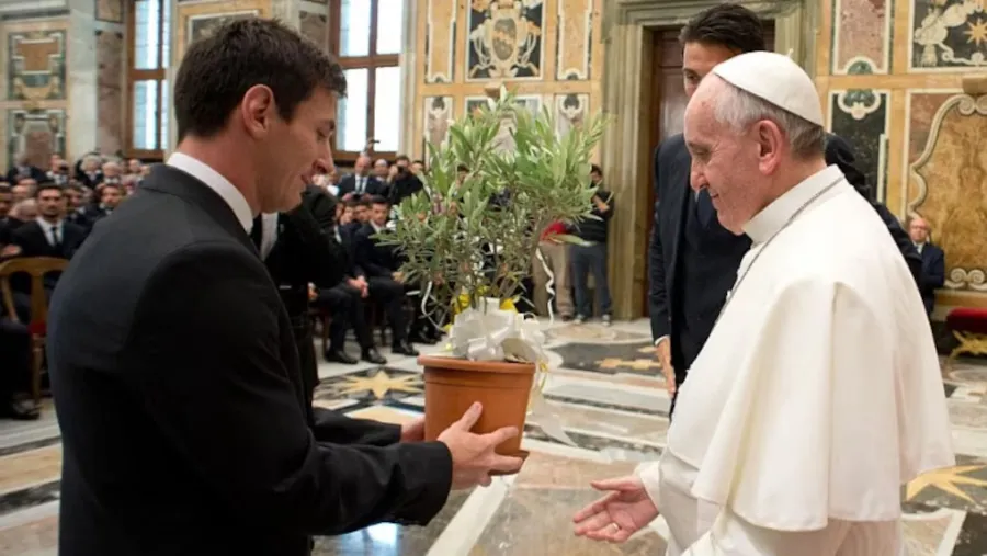 Messi y  Francisco