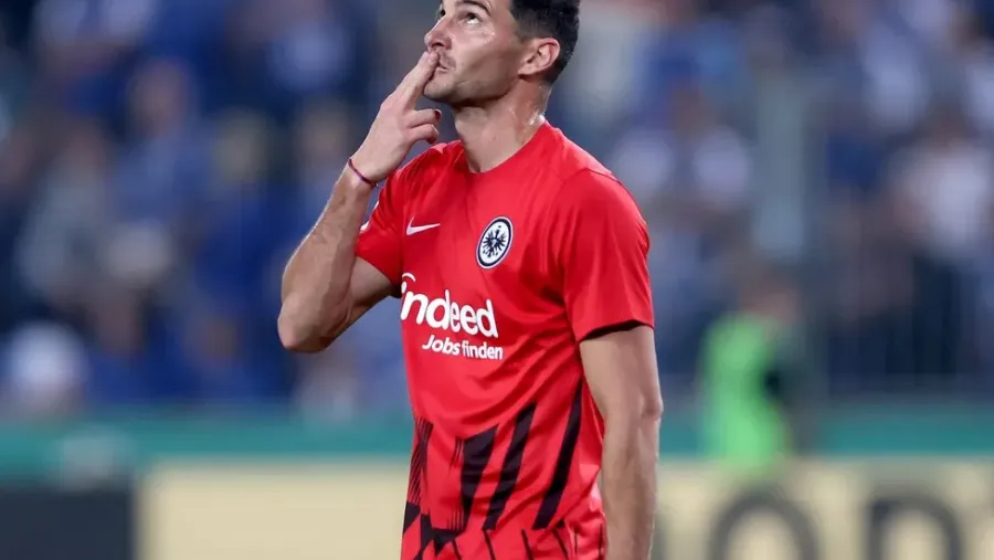 Estudiantes de La Plata volvió a sacudir el mercado con la llegada de Lucas Alario Estudiantes de La Plata volvió a sacudir el mercado con la llegada de Lucas Alario