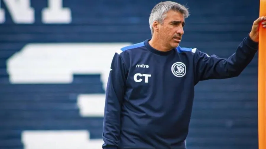Gabriel Gómez aceptó la propuesta para ser el nuevo director técnico de Patronato Gabriel Gómez aceptó la propuesta para ser el nuevo director técnico de Patronato