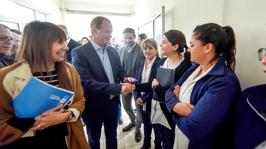 En la provincia se mejoró las categorías de 4.805 trabajadores de Salud en planta permanente y 1.021 con estabilidad laboral. En la provincia se mejoró las categorías de 4.805 trabajadores de Salud en planta permanente y 1.021 con estabilidad laboral.