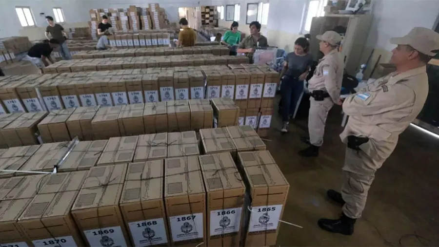 El 36 por ciento de las transferencias discrecionales del gobierno nacional en lo que va del 2023 fueron dirigidas a provincias donde ya se celebraron elecciones. El 36 por ciento de las transferencias discrecionales del gobierno nacional en lo que va del 2023 fueron dirigidas a provincias donde ya se celebraron elecciones.