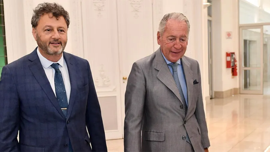 Omar Yasin junto al titular de la UIA, Daniel Funes de Rioja. Omar Yasin junto al titular de la UIA, Daniel Funes de Rioja.