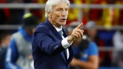 Colombia negocia la salida de Queiroz y el entrerriano Pekerman asoma como posible sucesor