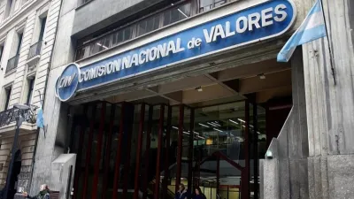Renunció el titular de la Comisión Nacional de Valores, Adrián Cosentino