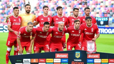Huracán festejó en Santiago del Estero y es el nuevo escolta de Boca