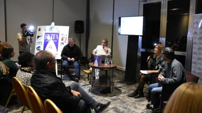 charla