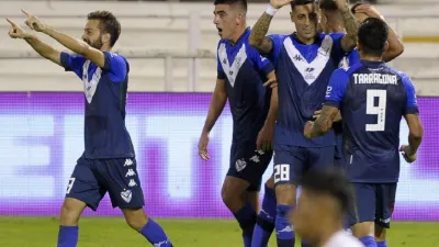Vélez celebra